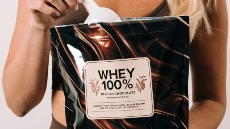 Heraproteiinijauhe käyttö: Tehokkaat vinkit ja hyödyt treenissä